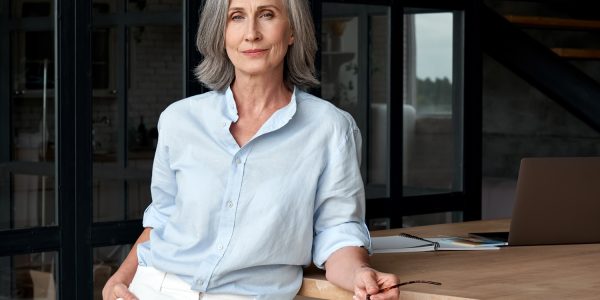 Confident stylish european mature middle aged woman standing at workplace. Stylish older senior businesswoman, 60s gray-haired lady executive leader manager looking at camera in office, portrait. SSUCv3H4sIAAAAAAAACpyRz27DIAzG75P2DhHnRmpCQulepdrBAZqgEqiAdJqqvvv4EyrOu+Gf7c/+zPPzo2nQBE4y9NU8YxRiqdTmvAUvjQ74eNi5FZoLW5OHxeRYA8GlN1aCquEEni0aVhGg3pSK+JWSyHnwmxMuTt8RAy/moJHhWyKveMlxUxIpGTpCCqFDxdw2JVZQFv9XZ358FzcwC81+08KVESuUgGzkkkvR7ccLu9bWYOPSVK4ehoGKBbhSulvJpJ6rNuOXdPbSxsymvY0rvDdHypg7TCqe+Bo0ReELOBfKeeHVIBY+2azVHG18MrCrIh5+IoYd7snQUXzGp1NHz3QY9oL8e4sMOmmdIhRidpO8ti7jBqinmHEy0nYkV9oO3dS300hwCz0VIx9Ij4kIh3/9AQAA//8DAAmEMhCYAgAA